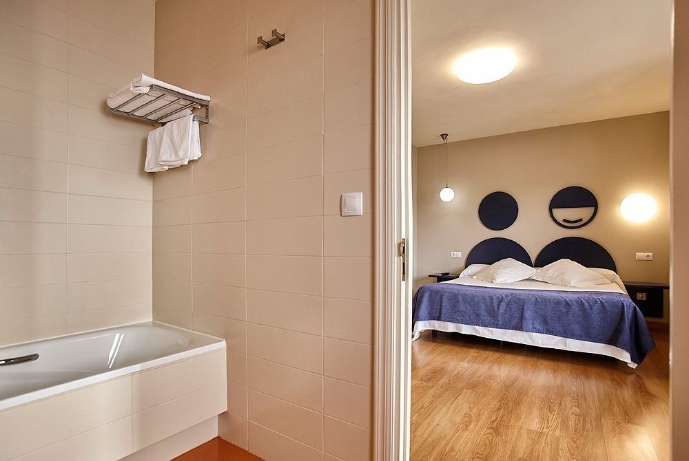 Hotel Boa Vista Viveiro Bagian luar foto