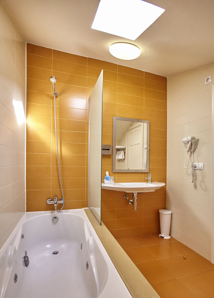 Hotel Boa Vista Viveiro Bagian luar foto